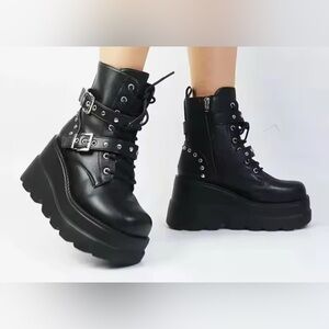 Black Platform Ankle Combat Boots (NEW)